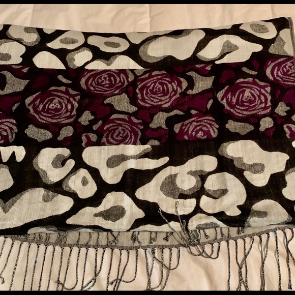 Pashmina - Picture 2 of 5